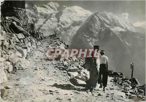 Cartes postales moderne Chamonix (Hte Sav) Le Mont Blanc vue de la Cabane du Brevent Alpinisme