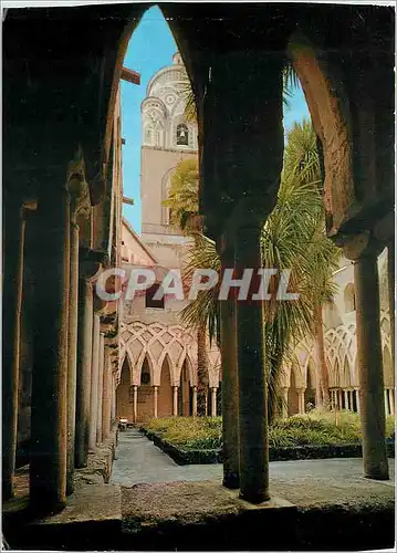 Cartes postales moderne Amalfi Cloitre et le Clohcer de la Cathedrale