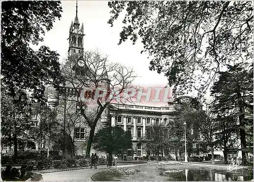 Cartes postales moderne Toulouse la ville Rose Square de Goulle et Donjon du Capitole