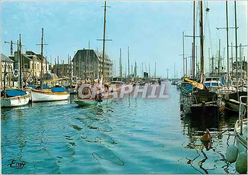 Cartes postales moderne Courseulles sur mer (Calvados) dans le bassin des Yachts