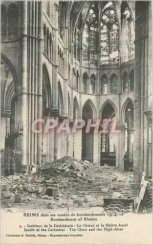 Ansichtskarte AK Reims Dans ses annees de bombardement 1914 18 Interieur de la Cathedrale le Choeur et le Maitre