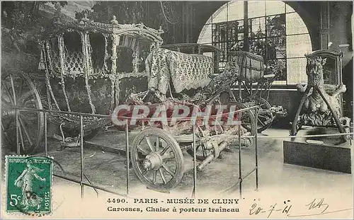 Cartes postales Paris Musee de Cluny Carosses Chaise a porteur traineau