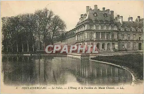 Ansichtskarte AK Fontainebleau Le Palais L'Etang et le Pavillon du Musee Chinois Chine China