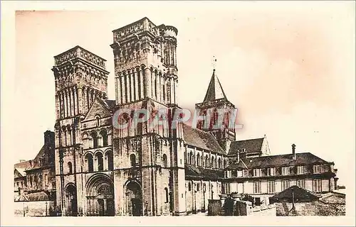 Ansichtskarte AK Caen L'Abbaye aux Dames Eglise de la Trinite