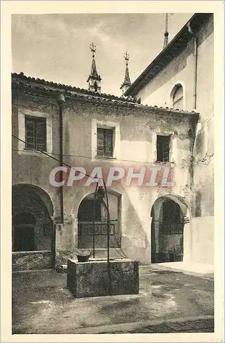 Cartes postales Nice Monastere de Cimiez Le vieux Puits du Cloitre