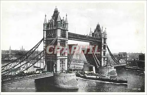 Cartes postales Tower Bridge London Bateau