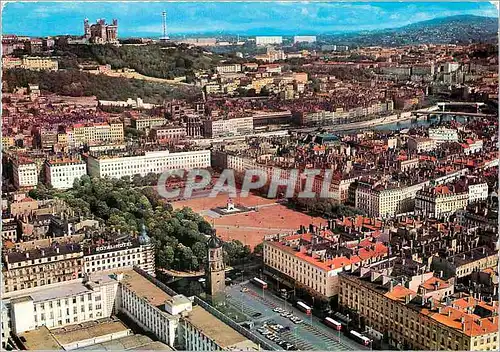 Cartes postales moderne Lyon Vue aerienne Places Antonin Poncet et Bellecour