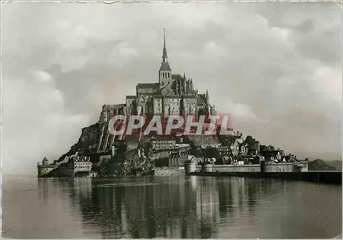 Cartes postales moderne Abbaye du Mont Saint Michel Vue generale face sud A maree haute