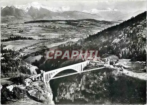 Moderne Karte Cruseilles Hte Savoie Le Pont de la Caille Au fond la Chaine des Alpes Vue aerienne