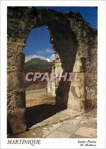 Cartes postales moderne La Martinique Ruines du Theatre et Montagnee Pelee