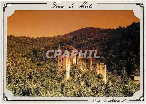 Cartes postales moderne Tours de Merle Correze Elles se dressent sur la crete d'un promontoire