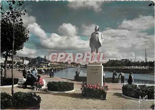 Cartes postales moderne Trouville Deauville Calvados Coup d'oeil sur le port