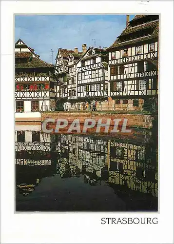 Cartes postales moderne Strasbourg Bas Rhin Reflets dans I'll des Maisons typiques de la rue du Bain aux Plantes