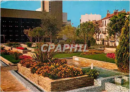 Cartes postales moderne Draguignan Var Les jardins de la maison de la culture