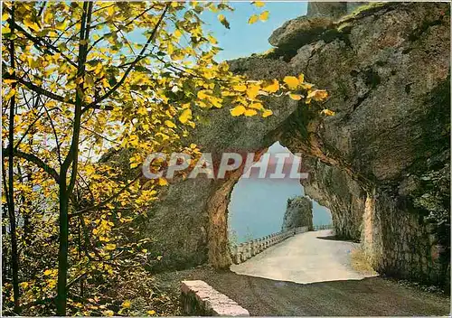 Cartes postales moderne Le Royans Route de Combe Laval La roche fendue