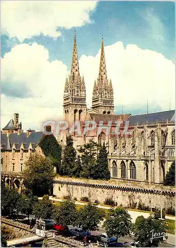 Cartes postales moderne Quimper La Cathedrale et les remparts