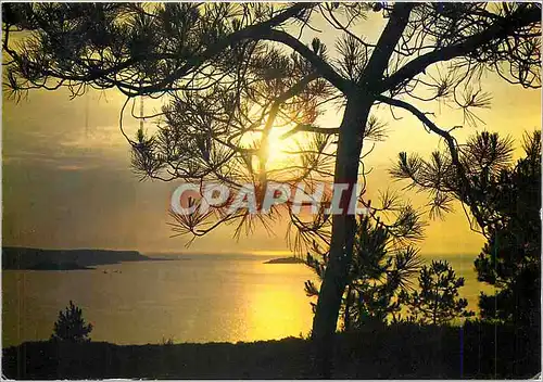 Cartes postales moderne Soleil voile de feu dont ton maitre se coeuvre Lamartine