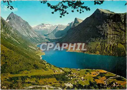 Cartes postales moderne Urke Sunnmore Norw Utsikt mot Morangdal med Slogen