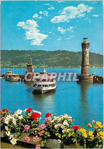 Cartes postales moderne Lindau im Bodensee Hafeneinfahrt mit MS Stuttgart