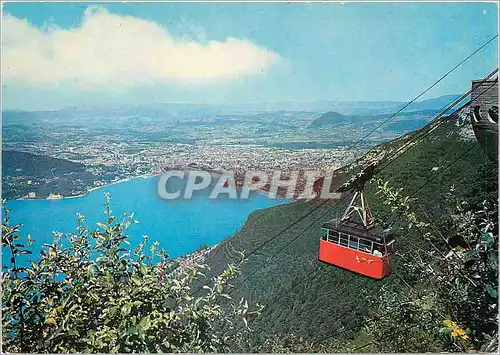 Cartes postales moderne Lac d'Annecy Haute Savoie Au telepherique du Mont Veyrier vue sur Annecy