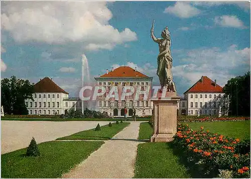 Cartes postales moderne Munchen Castle von der Gartenseite mit Fontane