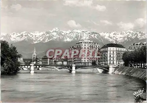 Cartes postales moderne Grenoble Pont de la Porte de France et les Alpes