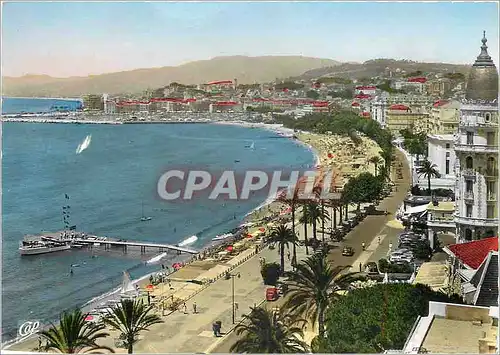 Cartes postales moderne Cannes La Promenade de la Croisette et le Mont Chevalier