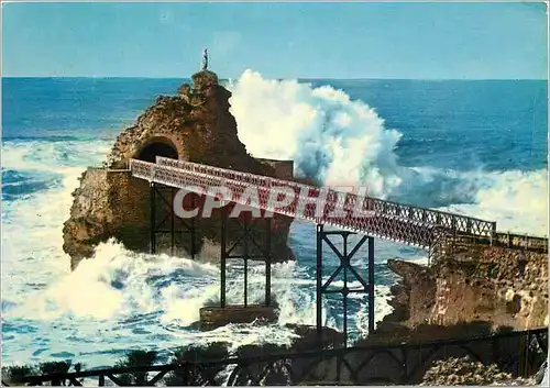 Cartes postales moderne Biarritz La Tempete au Rocher de la Vierge