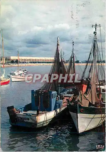 Cartes postales moderne Royan Charente Maritime Le Port au fond le front de Mer Bateaux