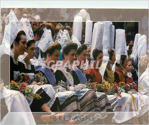 Cartes postales moderne Couleurs de Bretagne Les Reines de Pont Aven et Pont l'Abbe