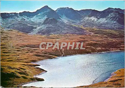 Cartes postales moderne Etang de Lanoux Au fond le pic