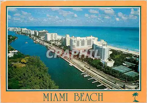 Cartes postales moderne Miami Beach Florida Aerial View Looking North Showig Indian Creek Fontainebleau Hilton and Atlan