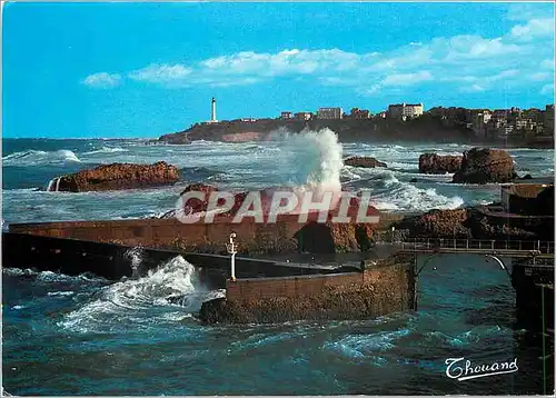 Moderne Karte Biarritz Le Port des Pecheurs et le phare