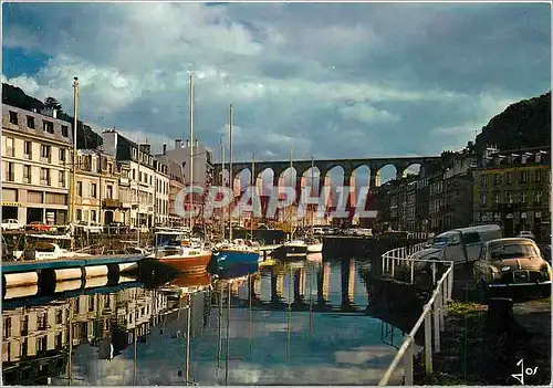 Cartes postales moderne Morlaix Finistere Le Port de plaisance dans le bassin a flot et le viaduc