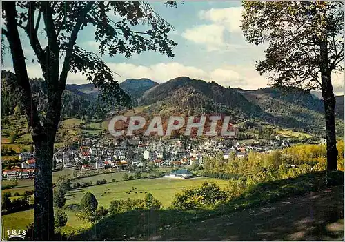 Cartes postales moderne Vic sur Cere Vue generale