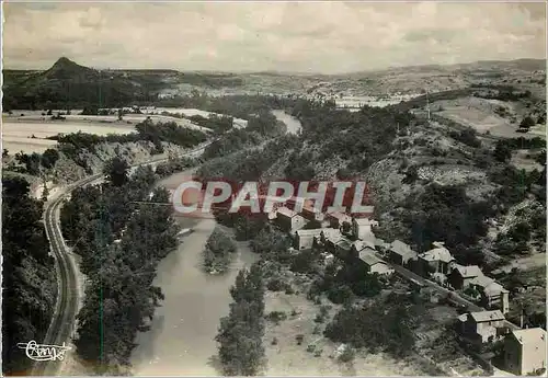 Cartes postales moderne Environs de La Combelle P de D Le Saut du Loup Vue aerienne