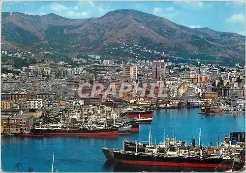 Cartes postales moderne Genova Port et panorama Bateaux