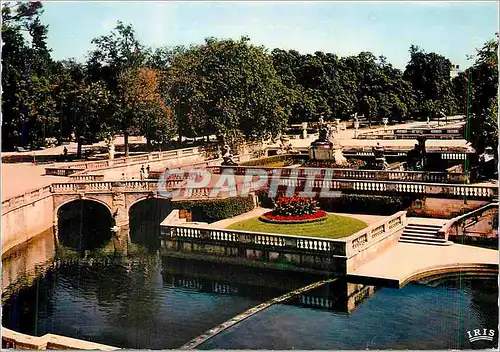 Moderne Karte Nimes Gard Les Jardins de la Fontaine