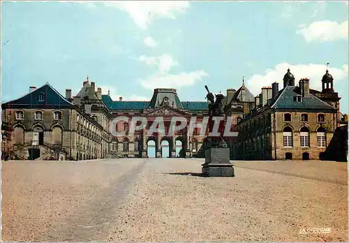 Cartes postales moderne Luneville Meurthe et Moselle Le Chateau et Statue du Marechal Lasalle
