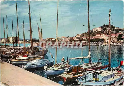 Cartes postales moderne La Cote des Maures Le Lavandou Var Un Coin du Port Bateaux