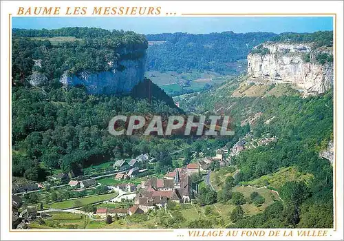 Cartes postales moderne Baume les Messieurs Village au fond de la Vallee