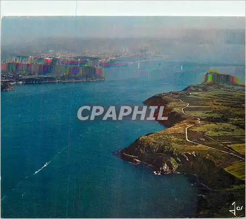 Cartes postales moderne Le Goulet de Brest C'est une passe etroite entre la pointe des Espagnols et Sainte Anne du Porzi