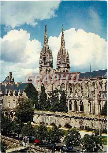 Cartes postales moderne Quimper La Cathedrale et les remparts