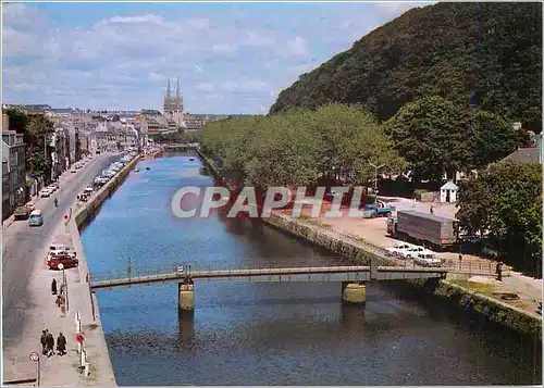 Cartes postales moderne Quimper Les Allees de Loc marie le Quai du Cap Horn la Cathedrale Saint Corentin