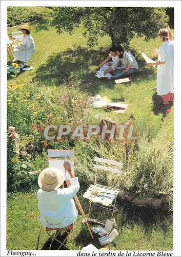 Cartes postales moderne Flavigny dans le jardin de la Licorne Bleue