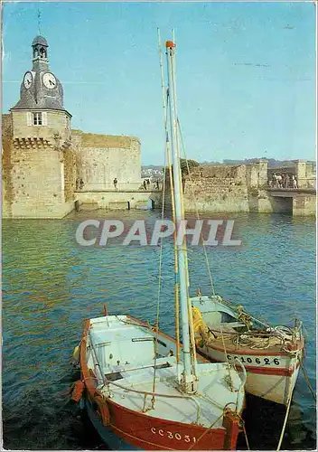 Cartes postales moderne Concarneau Sud Finistere Le Beffroi et les remparts