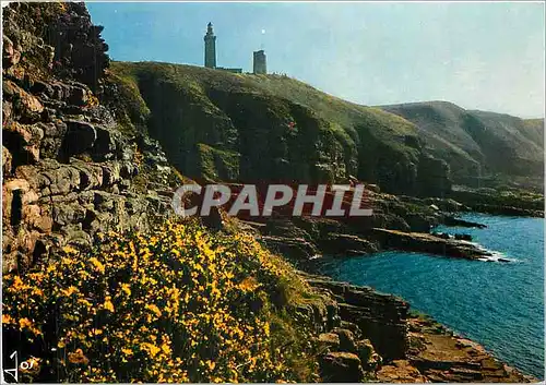 Cartes postales moderne Le Cap Frehel C du N Le phare et la cote sauvage