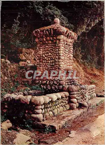 Cartes postales moderne La Corse oasis de Beaute Calanche de Piana Fontaine en galets