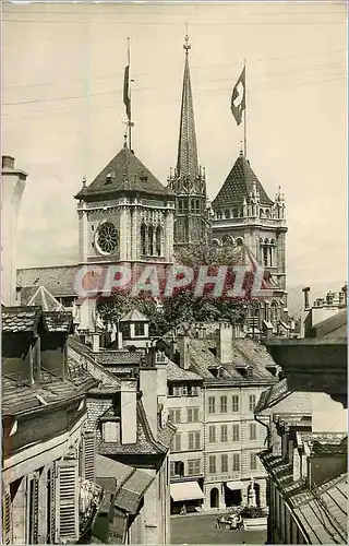 Cartes postales moderne Geneve Rue Etienne Dumont le Bourg de Four et les Tours de St Pierre