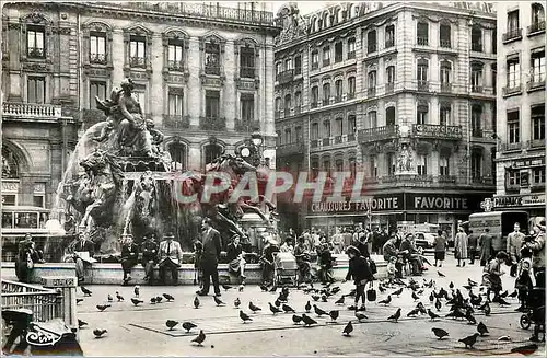 Cartes postales moderne Lyon Rhone Place des Terreaux